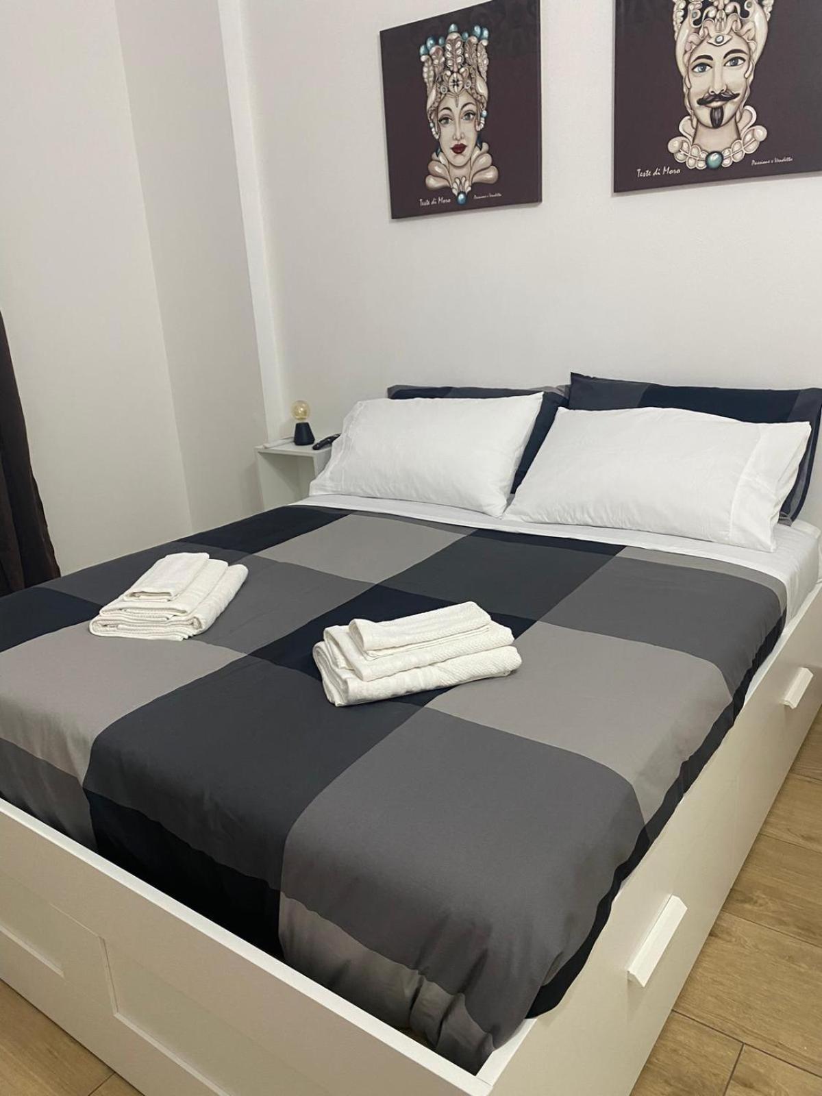 Discovery Ortigia Apartments Syracuse Ngoại thất bức ảnh