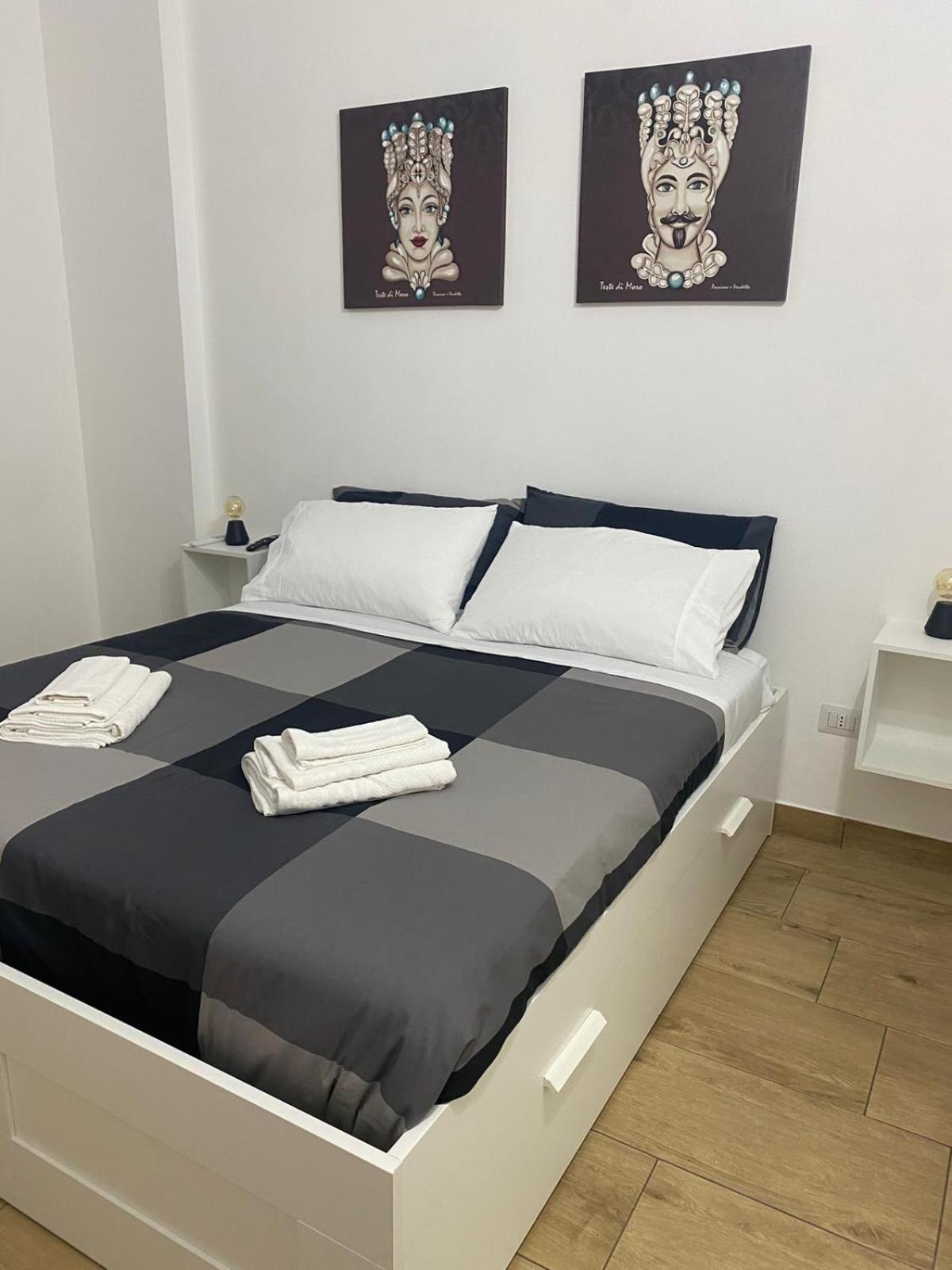 Discovery Ortigia Apartments Syracuse Ngoại thất bức ảnh